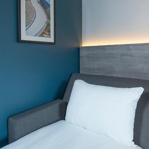 Standard Double Room Mobility Access